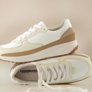 Women's Cushionaire  White and Tan Sneakers size 8.5